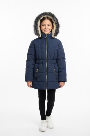 By Gazi lacivert (11 Yaş)…