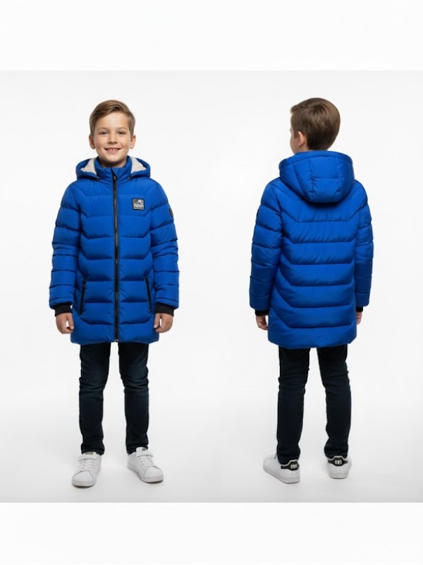 By Gazi Erkek (11 Yaş) Mont…