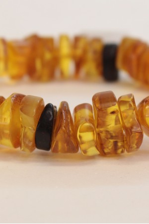 Kehribar doğal taş bileklik…