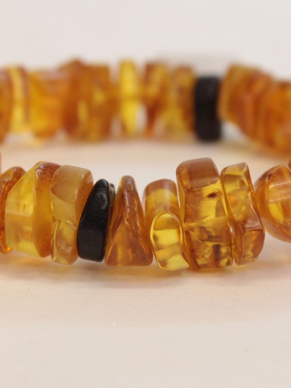 Kehribar doğal taş bileklik…