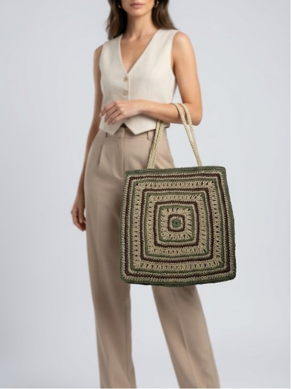 Örgü Kare Desenli Çanta…